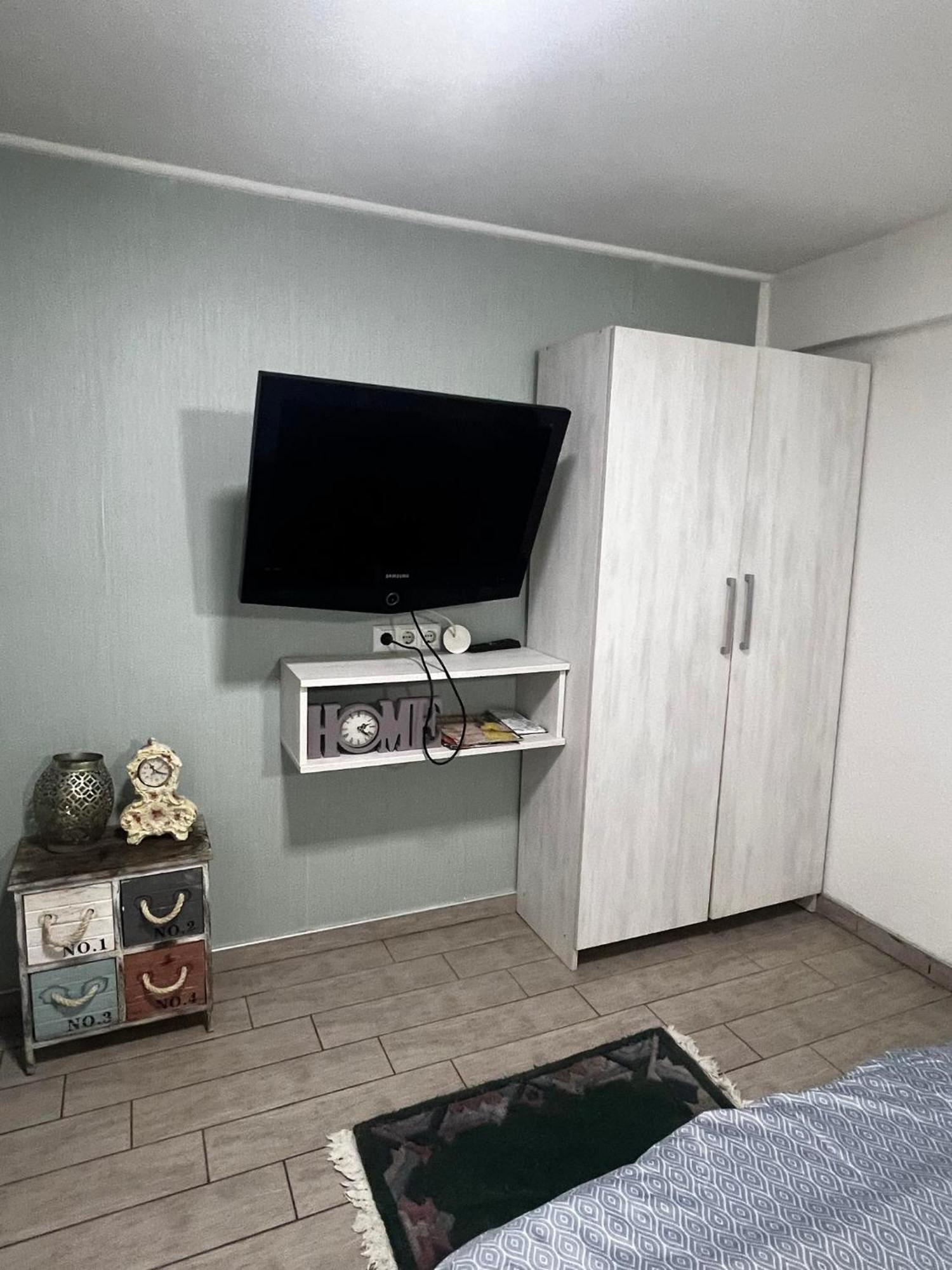 Hostel توزلا المظهر الخارجي الصورة