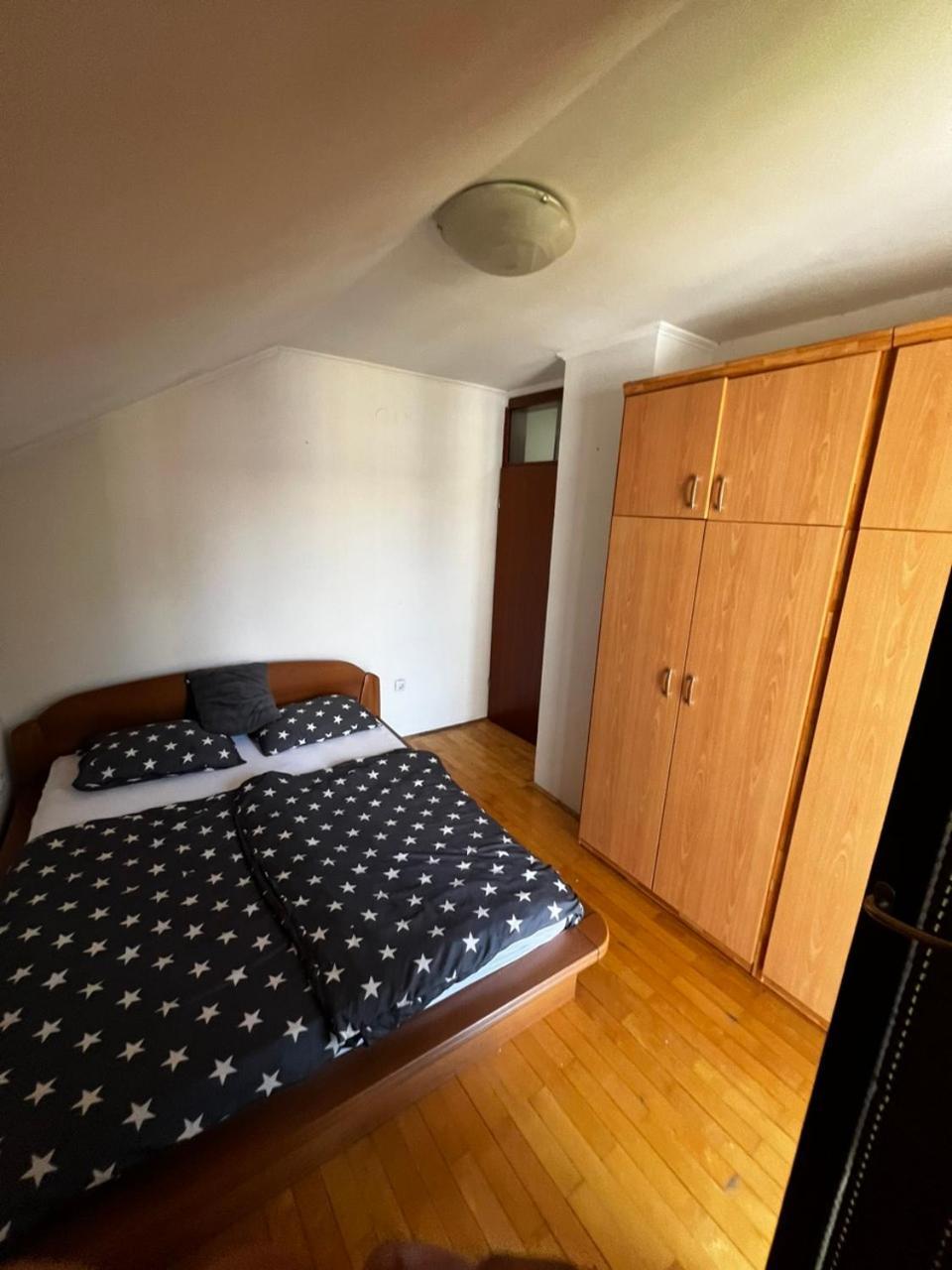 Hostel توزلا المظهر الخارجي الصورة