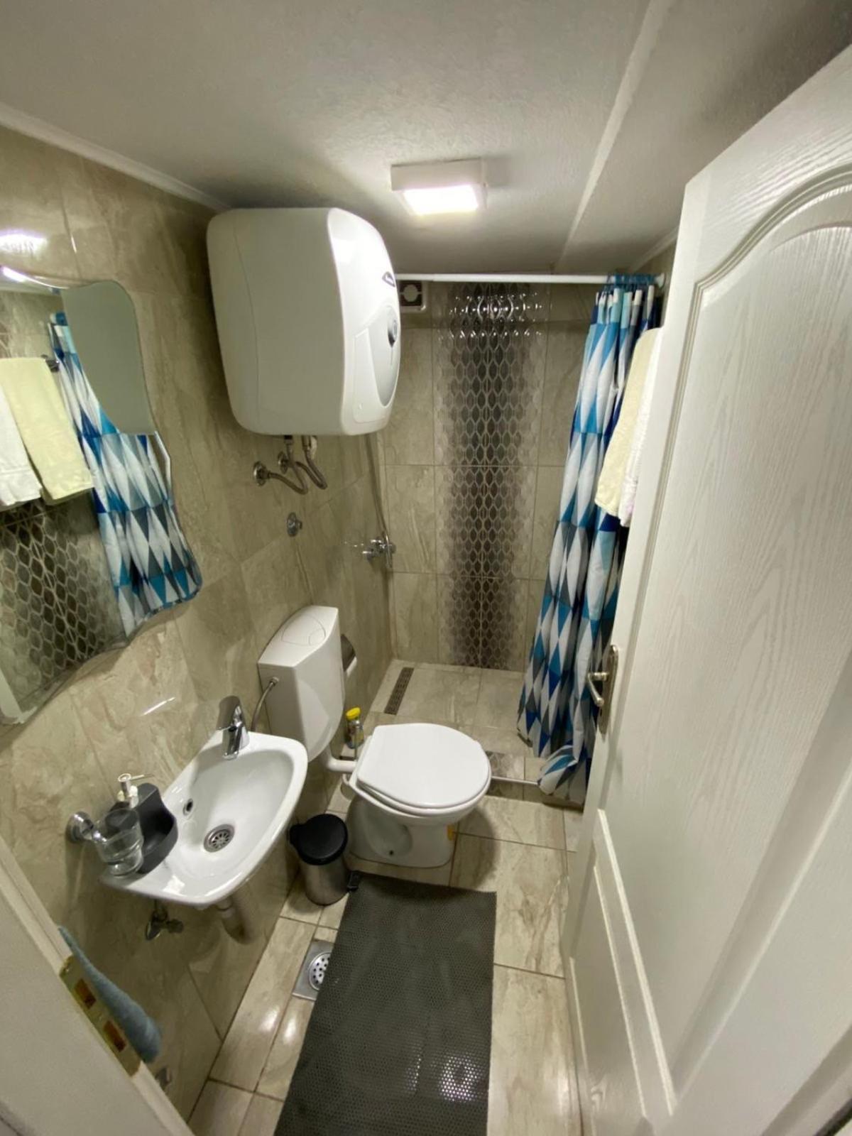 Hostel توزلا المظهر الخارجي الصورة