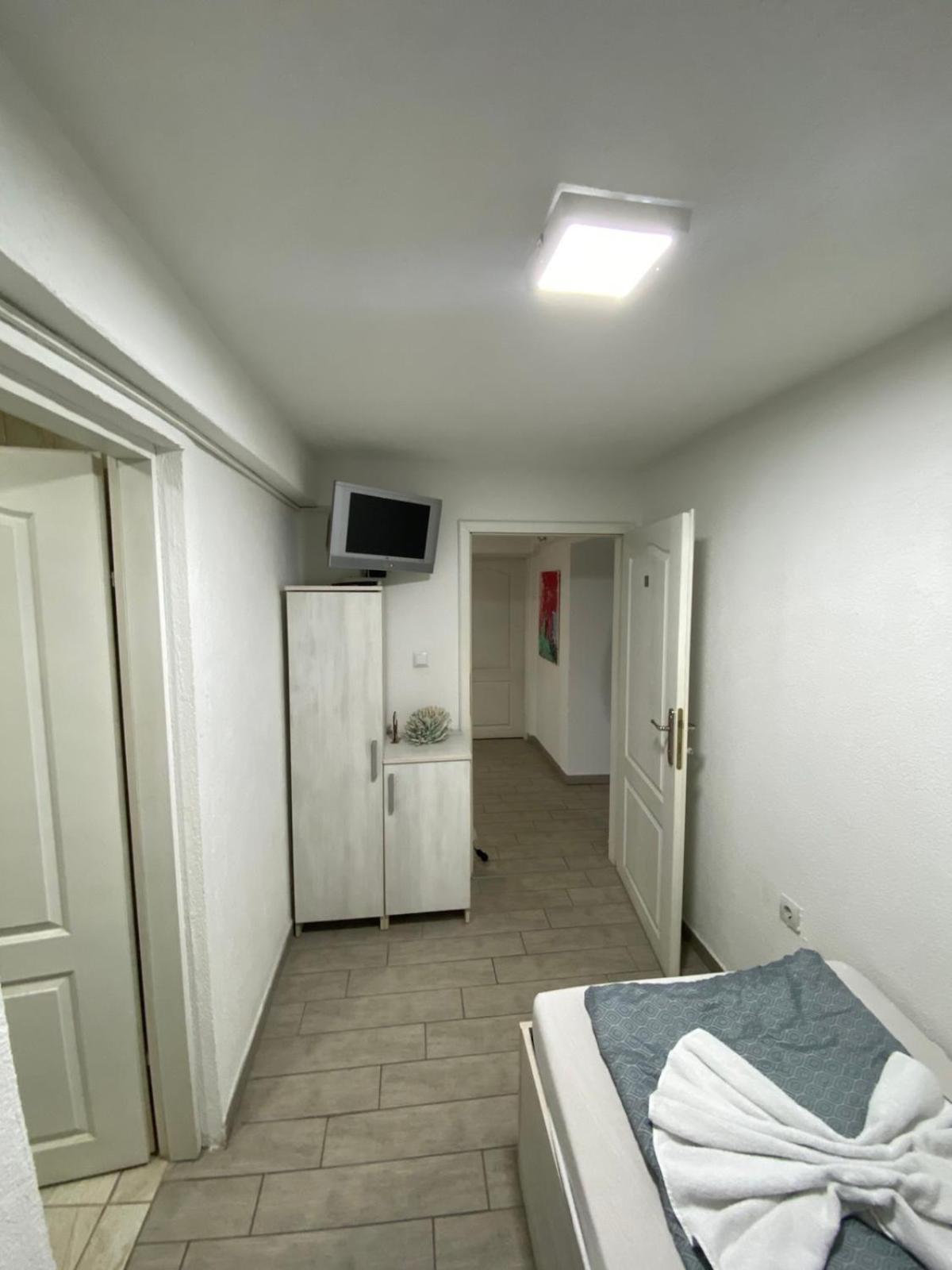 Hostel توزلا المظهر الخارجي الصورة